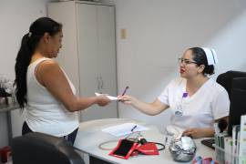 La detección temprana de los miomas uterinos permite evitar complicaciones como anemia severa y preservar la salud reproductiva de las pacientes.