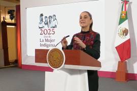 La presidenta Claudia Sheinbaum instruyó una reunión de Protección Civil ante los daños provocados por lluvias intensas en Veracruz, Querétaro y San Luis Potosí, donde se reportan ríos desbordados, viviendas afectadas y la activación del Plan DN-III-E.