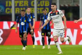 Johan Vásquez y el Genoa abrirán acciones en la Serie A contra el Inter de Milán.