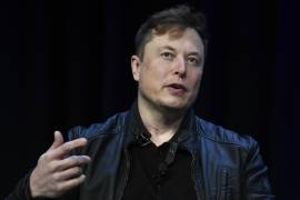 El consejero delegado de Tesla, Elon Musk, confirmó que la presentación del ‘robotaxi’ de la compañía se ha retrasado para realizar cambios en el diseño