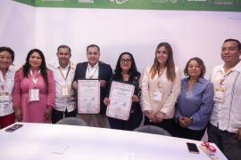 Guillermo Martínez Ávila encabezó el acto en representación del alcalde de Torreón.