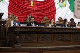 Desde el Congreso del Estado se pide a la Secretaría de Educación Pública reforzar la seguridad de los maestros en las escuelas.