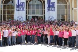 El rector de la UAdeC, Octavio Pimentel, anunció la creación de un centro especializado en cáncer en coordinación con FUNSALUD y el Gobierno del Estado.