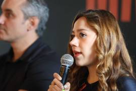 Alejandra Iturbe durante la rueda de prensa donde presentó su próximo reto en el mar Egeo.