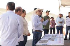 El gobernador Manolo Jiménez confía en que el Gobierno Federal dé su aval para que en Coahuila se explotr el gas shale.