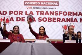 CIUDAD DE MÉXICO, 10OCTUBRE2026.- Se llevó a cabo el Consejo Nacional de Morena, la cual fue encabezada por su líder nacional, Ariadna Montiel, y se tomó protesta a sus 17 defensores de la nación que se perfilan para encabezar las candidaturas de su partido en las elecciones del próximo año. FOTO: MORENA/CUARTOSCURO.COM