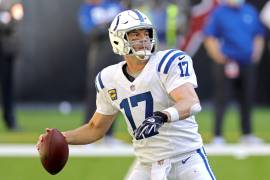 Philip Rivers, de 44 años, vuelve a la NFL para reforzar de emergencia a los Colts tras la lesión de Daniel Jones.