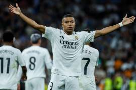 Kylian Mbappé habría demostrado su inocencia al divulgarse mensajes de la mujer con la que pasó la noche en Estocolmo.