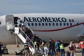 A través de las aerolíneas 2 mil 447 personas han podido ser movilizadas desde Guerrero.