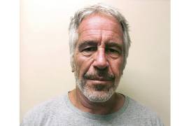 Foto difundida por el Registro de Delincuentes Sexuales del estado de Nueva York, que muestra al financista Jeffrey Epstein, el 28 de marzo del 2017. (Registro de Delincuentes Sexuales del estado de Nueva York via AP)