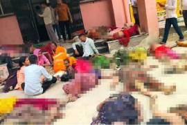 Videos no verificados en las redes sociales mostraban cuerpos amontonados en el suelo frente a un hospital local