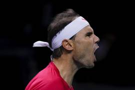 El español Rafael Nadal, quien próximamente dejará el circuito profesional de tenis, cayó ante el neerlandés Botic Van De Zandschulp en la Copa Davis.