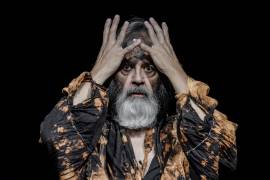 Juan Antonio Villarreal celebra 40 años como actor con un monólogo que rinde tributo a Shakespeare en Saltillo