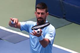Novak Djokovic reaccionó tras un inicio complicado y avanzó a la tercera ronda del US Open 2025 con victoria sobre Zachary Svajda.