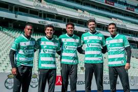 Santos Laguna inicia el Clausura 2026 en el Estadio TSM Corona frente a Necaxa, en un partido clave para medir el impacto de sus refuerzos y el nuevo rumbo de ambos equipos.