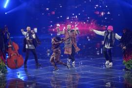 La Orquesta Kalush de Ucrania cantando Stefania durante la primera semifinal en el Festival de la Canción de Eurovisión en Turín, Italia.