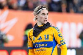 El mediocampista de Tigres UANL recibió el visto bueno de la FIFA para representar a Canadá en competencias oficiales.