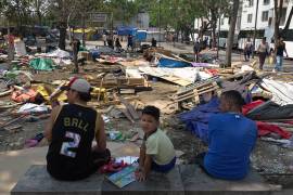 Migrantes que mantenían un campamento donde habitaban desde hace meses en Ciudad de México, fueron desalojados durante las primeras horas del 2 de mayo de 2025.