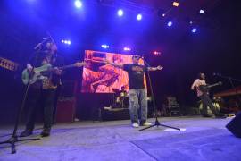 Los Tigres de Borges cantan entre amigos un poco de rock para celebrar a Saltillo