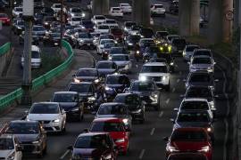 Usuarios del transporte público pierden 180 horas anuales por tráfico, y los de automóviles particulares, 100 horas.