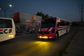 La nueva ruta alimentadora atraviesa algunos de los corredores viales con mayor afluencia vehicular de Saltillo, enlazando zonas habitacionales, comerciales y de servicios en distintos puntos de la ciudad.