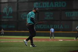 El Estadio Madero respondió pese a la lluvia y permitió la realización del juego.