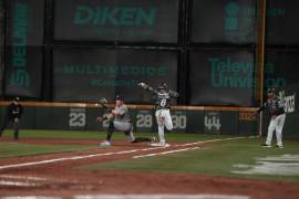 Saltillo llega tras ganar serie en Jalisco, mientras los regiomontanos defienden su lugar entre los primeros puestos de la Zona Norte.
