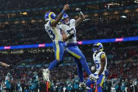 Los Rams celebraron su quinta victoria de la temporada 2025 en el International Game de Londres.
