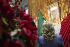 La primera dama de Estados Unidos, Jill Biden, visitó la Basílica de Guadalupe y colocó una veladora en el altar, así como dio un recorrido.