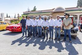 Durante el anuncio se informó que los vehículos que participarán en esta exposición en su mayoría tienen más de 40 años de antigüedad. FOTO: