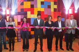 El rector Octavio Pimentel Martínez encabezó la apertura de la Semana Cultural en el Ateneo Fuente ante una nutrida asistencia estudiantil.