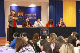 Imelda Marrufo Nava, coordinadora general de Red Mesa de Mujeres de Ciudad Juárez, A.C., participó como facilitadora en los Foros Violeta de la UAdeC.