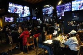 La mayoría de los restaurantes registraron casa llena para disfrutar del Súper Bowl.