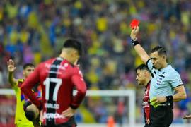 El árbitro Marco Antonio “Gato” Ortiz ha señalado tres penales consecutivos a favor del América en sus últimos partidos como juez central del equipo.