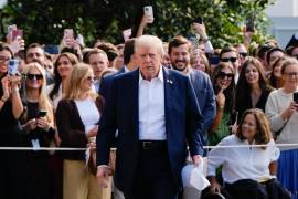 Si el Congreso no aprueba la legislación de financiamiento gubernamental y Donald Trump no la firma el martes por la noche, muchas oficinas gubernamentales en todo el país cerrarán temporalmente.