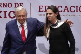 Andrés Manuel López Obrador, presidente de México, y Ana Gabriela Guevara, directora de la Conade, realizaron el abanderamiento de la Delegación Mexicana para los Juegos Paralímpicos de París 2024.