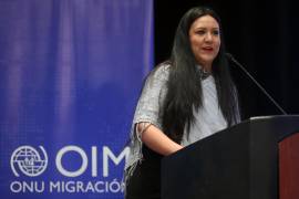 La oficial senior de políticas públicas de la Organización Internacional para las Migraciones (OIM) en México, Denisse Velázqueze en la conferencia de prensa en la Ciudad de México (México).