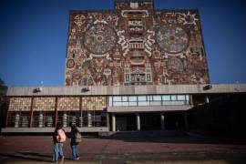 La UNAM pasó del sitio 136 al 145, mientras el Tec de Monterrey bajó del 187 al 188.