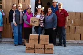 La alcaldesa Ana Karen Sánchez Flores encabezó el arranque del programa social Canasta para Todos en San Antonio de las Alazanas.