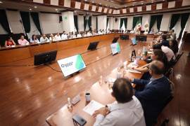 En reunión de gabinete, el gobernador Manolo Jiménez prioriza la supervisión de programas sociales y la estructuración del próximo año de trabajo