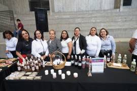 La capacitación busca enseñar oficios y brindar herramientas para emprender un negocio.