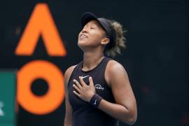 Naomi Osaka sufrió, pero logró vencer a la chequia Karolina Muchova, poniendo su nombre en la siguiente fase del Abierto australiano.