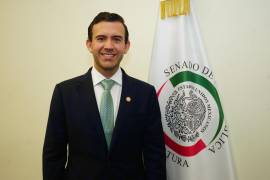 Jiménez consideró que Gabriel Elizondo podrá seguir apoyando a Coahuila desde su nueva responsabilidad en el Senado.