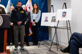 El director del FBI, Kash Patel, durante una conferencia de prensa en la que presenta a presunto atacante en el que presuntamente Rahmanullah Lakanwa abrió fuego contra dos soldados de la Guardia Nacional.
