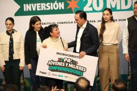 Los microcréditos están dirigidos a negocios en operación, destacó el Gobernador.