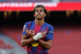 Lamine Yamal anotó una triada de goles ante el Villarreal en el Camp Nou, donde el Barcelona ganó 4-1 para mantenerse como líder de LaLiga 2025-26.