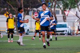 El saltillense Salvador Medina marcó doblete en el encuentro en San Nicolás.