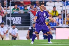 Jorge Campos defenderá la camiseta de Leyendas FIFA como delantero en el Juego de Leyendas Corona, este sábado 17 de enero en el Estadio BBVA de Monterrey.