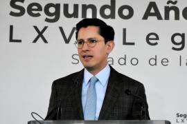 El canciller Roberto Velasco respondió a las críticas del historiador Enrique Krauze por su participación.