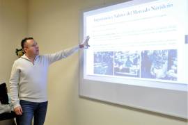 Integrantes del IMCE y ediles escucharon los argumentos de los comerciantes durante la sesión.